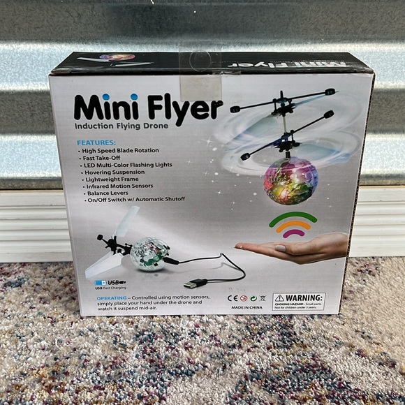 NWT Fun Factory Mini Flyer Induction Flying Drone Ready to Fly USB Charging - Picture 3 of 6
